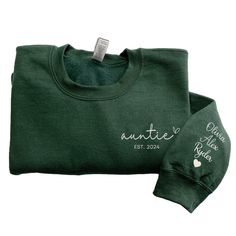 PRICES MAY VARY. 💖 [Introduction] This classic crewneck sweatshirt features ribbing on the collar, hem, and cuffs to keep you warm. Double-needle stitched neckline, bottom hem and sleevesshirt. Package includes 1 item 💖 [Gift] Looking for the perfect sweater for your loved ones? Look no further! This awesome Custom Sweatshirt is a comfortable, affordable way to express yourself. Whether purchasing for anyone you can be sure to put a smile on their face 💖 [Customization] You can easily make yo Hand Embroidered Sweatshirt, Personalized Sweatshirts, Gifts For Aunts, Gift Embroidery, Cool Aunt, Make Your Own Shirt, Aunt T Shirts, New Aunt, Perfect Sweater