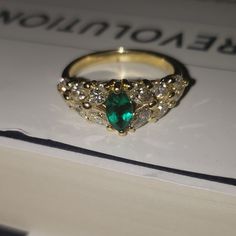 1.2tcw Clean Diamonds , 18kt Gold Size 7 Tsavorite Ring, Selling On Poshmark, Diamond Crystal, Free Items, Womens Jewelry Rings, Luxury Items, Crystal Jewelry, Gold Diamond, Limited Time