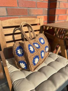 Crochet Raffia Tote Bag Straw Summer Beach Woven Bag Gift - Etsy Raffia Tote Bag, Light Summer Dresses, Straw Beach Bag, Fancy Party, Light Summer, Woven Bag, Knitted Bags, Women Supporting Women, Handmade Bags