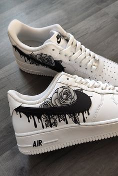 Air Force Noir, Custom Shoes Diy, Diy Sneakers, Painted Sneakers, Custom Kicks