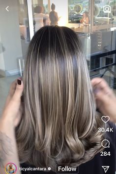 Top Of Shoulder Haircut, Shoulder Haircut, Dreamy Hair, Long Hair Color, Dark Blonde Hair, Dark Blonde, Favorite Hairstyles, Hair Inspo Color, Dream Hair