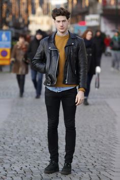 Rocker Style Men, Dr Martens Outfit, Scene Girl, Diesel Punk, Casual Outfit Inspiration, Mens Outfit Inspiration, Rocker Style