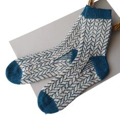 Ready to ship.These are warm men's alpaca wool handknitted socks. Socks with geometric sall edge pattern . These socks can be worn with shoes, they are suitable for hiking, and you can also sleep or walk around the house in them.Composition: 45% alpaca, 25% wool, 35% polyamide.Size US 88.5 (EU 4142)Create in a smokefree home.Care: Wash them by hand in warm water (3040C9510F) with a mild detegrant. Do not bleach or polish socks.to maintain shape and size, do not wring or twist socks. Roll your so Alpaca Socks Pattern, Handknitted Socks, Men Socks Pattern, Knit Wool Socks, Alpaca Socks, Hand Knit Socks, Sock Knitting Patterns, Socks For Men, Sock Patterns