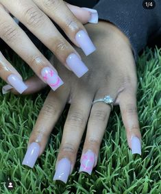 444 Nails Acrylic, Cute Simple Acrylic Nails Ideas, Medium White Acrylic Nails, Short Nails On Dark Skin, Cute Acrylic Nail Designs, Simple Acrylic Nails