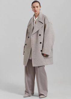 Calgary Oversized Wool Peacoat - Beige – The Frankie Shop Double Faced Wool Coat, Beige Peacoat, Envy Clothing, Long Peacoat, Gorgeous Style, Denim Suit, Frankie Shop, Paris Woman, Wool Peacoat