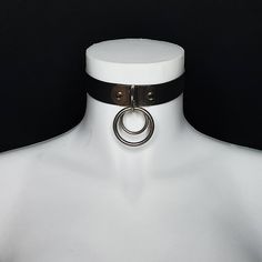 Gothic choker with two rings in one, double ring 💖 Enter your measurements, customization is FREE! You can request other colors by private message before purchasing the product. If you have any questions or concerns about the product, do not hesitate to contact us. ‼️Due to the difference in color settings between screens, the image may not reflect the exact color of the item. All our items are handmade with love for one of our clients. Models: @norrdlys @angelagosant Adjustable Round Choker, Adjustable Metal Choker, Adjustable Metal Choker For Cosplay, Adjustable Emo Choker For Cosplay, Adjustable Black Choker For Cosplay, O Ring Choker, Gothic Choker, Anime Outfit, Choker Necklace Designs