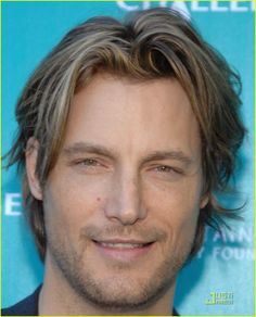 Gabriel Aubrey, Drake Haircut, Gabriel Aubry, Facial Hair Growth, Mens Hairstyles With Beard, Passionate Couples, Mens Facial Hair Styles, Boho Men, Hair System