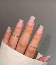 Nails Square French Tip, French Tip Nails Glitter, Square French Tip Nails, Glitter French Tip Nails, Healthy Toenails, Glitter French Nails, Nail Art Gel, Girly Acrylic Nails, Best Nail Art