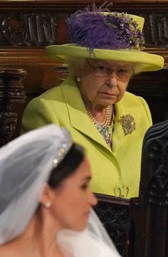 queen elizabeth and prince philip in the royal wedding procession