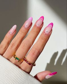 simple nail designs, Plain nails, basic nail trends, DIY nails, nails you can do at home, easy nails, Natural Gel-X nails, nail extensions, bare nails, neutral nails, basic nails, pink French tip Bubblegum Pink Nails, Pink French Tip, Nailinspo Nailart, Negative Space Nail Art, Pink Tips, Space Nails, Plain Nails, French Tip Nail Designs, Pink Phone