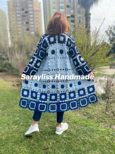 Baharlık bir tasarım Motif hırka Evil Eye Crochet, Crochet Long Cardigan, Eye Crochet, Navy Crochet, Granny Square Cardigan, Square Cardigan, Patchwork Cardigan, Cardigan Crochet, Crochet Coat