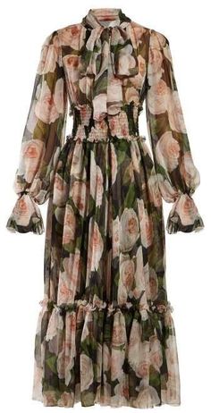 Chifon Dress, Silk Georgette Dress, Style Guru, Ladies Wear, Silk Chiffon Dress, Dolce Gabbana Dress, Church Outfits, Flower Dress, Long Dresses