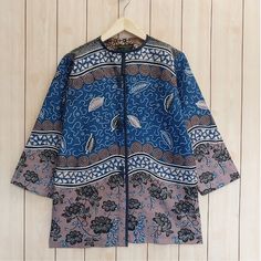 Standard Size: Size S Bust 90 cm Size M Bust 94 cm Size L Bust 98 cm Size XL Bust 104 cm Size XXL Bust 110 cm Size XXXL Bust 120cm blouse length 70cm Fabric 100% cotton Fashions batik cloth, Soft Fabric Neat stitches How to care for Batik clothes 1. Batik clothes should be washed using lerak liquid or soap and not soaked so that the color lasts 2. Don't dry it directly in the sun, just let it air out so the color doesn't fade quickly. 3. We recommend that when storage is hung, if it is folded, i Blue Long Sleeve Kurta With Batik Print, Blue Long Sleeve Top With Batik Print, Traditional Blue Batik Print Tops, Multicolor Batik Print Long Sleeve Kurta, Long Sleeve Cotton Blouse With Batik Print, Blue Cotton Batik Print Blouse, Blue Cotton Blouse With Batik Print, Bohemian Blue Batik Print Blouse, Blue Bohemian Blouse With Batik Print