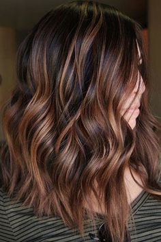 Root Beer Hair, Brown Lob, Beer For Hair, Caramel Brown Hair, Brunette Ombre, Rambut Brunette, Brown Hair Balayage, Brown Balayage, Copper Brown