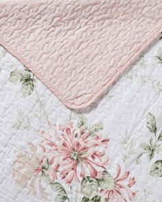 Honeysuckle Pink Quilt Set - Laura Ashley Pink Quilt Set, Cottage House Interior, Shabby Chic Quilts, Pink Quilt, Floral Bedroom, Pretty Quilt, Pink Quilts, Green Quilt, Blush Tones