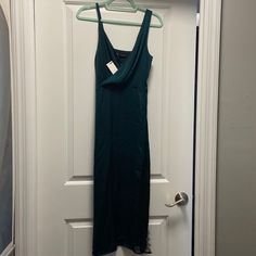 Brand New Zara Dress With Tag Green Long Sleeve Midi Dress For Evening, Green Sleeveless Midi Dress For Evening, Bodycon Midi Slip Dress, Bodycon Midi Length Slip Dress, Zara Green Sleeveless Midi Dress, Green Midi Length Sleeveless Dress For Night Out, Green Sheath Midi Dress For Night Out, Casual Sleeveless Satin Dress, Casual Sheath Maxi Dress For Party