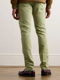 Incotex works with specialist mills across Italy to create its premium fabrics. Designed for transitional weather, these trousers are cut from a soft cotton-blend and have a notched waistband for a comfortable fit. Green Relaxed Fit Work Trousers, Non-stretch Utility Trousers, Casual Trousers, Mens Trousers, Green Cotton, Casual Pants, Fashion News, Straight Leg, Shop Now