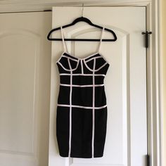 Brand New With Tags! Fits Like An Xs/S. 27" Long, And Is Stretchy So You'll Have Some Give. A Must For Clubbing Or Bar Hopping. Lined Mini Bodycon Dress, Black Lined Bodycon Dress, Black Lined Bodycon Mini Dress, Black And White Bodycon Dress, Bar Hopping, White Bodycon, White Bodycon Dress, Halter Dress, Colorful Dresses