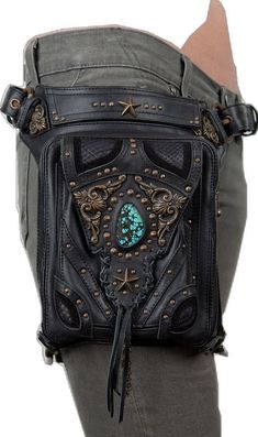 Holster Bag, Look Festival, Utility Bag, Biker Chick, Style Punk, Leather Projects, Hip Bag, Bag Style, Steampunk Fashion