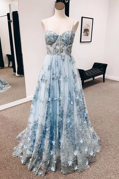 Flower Prom Dress Long, Prom Dresses On Mannequins, Prom Dresses With Flowers, Prom Dress Ideas Unique Long, Unique Prom Dresses 2023 Long, Prom Dresses Flowers, White And Blue Prom Dress, Aline Prom Dress, Blue Floral Prom Dress