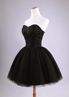 Beautiful Black Short Lace and Tulle Homecoming Dress, Sweetheart Shor – Cutedressy Organza Bridesmaid Dress, Black Prom Dress Short, Evening Wear Dresses, Prom Dresses Elegant, Tulle Homecoming Dress, Gown Pattern, Girls Formal Dresses, Sweetheart Prom Dress, Plus Size Formal Dresses