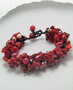 Pulsera Artesanal de Coral Rojo Handmade Bracelet, Red Coral, Handmade Bracelets, Mens Bracelet, Fresh Water, Freshwater Pearls, Coral, Beaded Bracelets, Bracelet