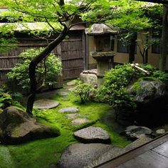 Backyard Japanese Garden, Gard Modern, Japanese Gardens Design Ideas, Small Courtyard Gardens, Courtyard Gardens Design