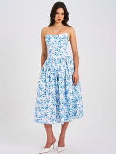 Presenting the Paloma dress, a striking display of effortless sophistication. Crafted with meticulous attention to detail, this midi sundress features a mesmerizing print fabric that captivates with its vibrant allure. The drop waist design adds a contemporary edge, while the draping top exudes timeless elegance. Fully lined and equipped with built-in bones, this dress offers both comfort and structure, ensuring a flawless fit that flatters every curve. Slip into refined style effortlessly, faci Draping Top, Corset Draping, Linen Corset, Paloma Dress, Satin Corset Dress, Jumpsuit And Blazer, Midi Sundress, Refined Style, Satin Gown