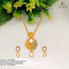 Be festive-ready with a graceful Gold Pendant Set that can glam up your look. Exclusive Jewelry, Brand Store, Jewellery Designs, 22k Gold