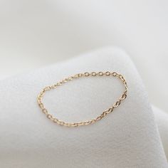 14k Dainty Dapped Chain Ring – E&E PROJECT Diamond Free, Chain Design, Stacking Ring, Chain Ring, Stacking Rings, Ring Bracelet, Link Chain, Body Jewelry, Personalized Jewelry