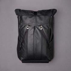 Speed Backpack – The Frenchie Co. Brand Story, Anti Theft, Mountain Backpack, Business Travel, Leather Goods, Handmade Bags, Travel Outfit, Italian Leather, Laptop Bag