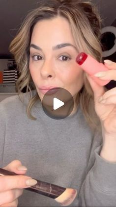 Makeup Blush Looks, Milk Jelly Blush, How To Apply Liquid Blush, Cold Weather Makeup, Jelly Tips, Blush Placement, Jelly Blush, Blush Trend