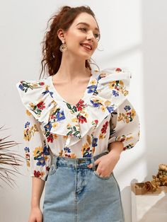 Fashion Tops Blouse Style, Ruffle Blouse Outfit, Floral Blouse Outfit, Fall Blouses, Women Ruffle Blouse, Fashion Top Outfits, Blouse Outfit, Floral Top