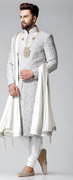 Indian Groom Dress for wedding ⋆ Best Fashion Blog For Men - TheUnstitchd.com Groom Dress For Wedding, Groom Indian Wedding Outfits, Indian Wedding Suits Men, Indian Groom Dress