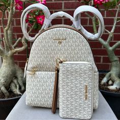 100% Authentic Michael Kors Women Valerie Medium Logo Backpack 9.25"W X 12.5"H X 3.75"D Lg Flat Mf Phone Case Wallet White Leather Backpack With Dust Bag, White Luxury Backpack With Removable Pouch, Luxury White Backpack With Removable Pouch, Luxury White Backpack For Errands, Michael Kors White Travel Backpack, Michael Kors White Backpack For Daily Use, Michael Kors White Standard Backpack, White Michael Kors Backpack For Everyday, Luxury Michael Kors White Backpack