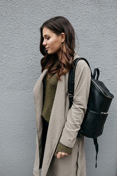 Work Backpack Women, Fair Outfits, Woman Outfit, Backpack Women, Style Inspiration Winter, Outfit Women