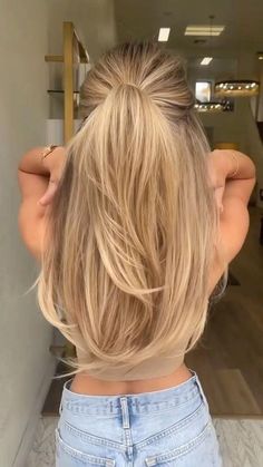 #easyhalfupponytail #hairstyle #blondehair #homedecor #vanillagirloutfit #outfit #clothes #fashion #style #goldjewellery easyponytail #selfcare #vanilla #vanillagirl #productive #grateful #aesthetic #lifestyle #cleangirl #selflove #cozy #vanillagirlaesthetic #cute #fresh #care #pretty Vanilla Almond Hair Color, Vanilla Almond Butter Hair Color, Vanilla Almond Butter Blonde Hair, Vanilla Almond Butter Hair, Vanilla Hair Color, Butter Blonde Hair, Hairstyles For All Hair Types, Hand Tied Wefts