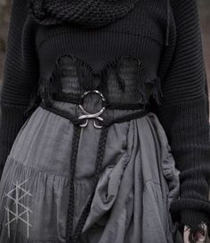 Viking Goth Fashion, Pagan Viking Costume, Norse Witch Belt, Norse Witch Costume, Belt For Dress Ideas, Norse Pagan Aesthetic, Norse Fashion, Norse Costume, Pagan Outfits