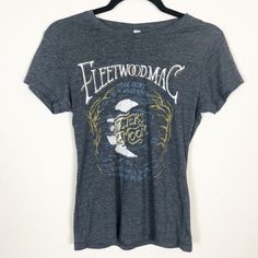 a women's t - shirt with the words fleetwoodmacc on it