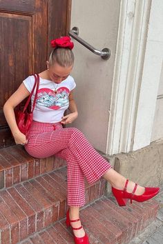 Mary Jane Shoes Outfit, Gingham Outfit, Jane Shoes, Hello Spring, Red Outfit, Outfit Inspo Fall, Mary Jane Shoes, Red Shoes