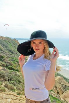 This #sunhat comes in a large 7" brim. The bow around the crown of the head can be adjusted to make the perfect fit. The 7" brim provides extreme sun protection.  #hatwithbow #largeheadhat #largebrimhat Big Floppy Hat, Floppy Hat Summer, Ribbon Braids, Large Brim Hat, Travel Hat, Big Hat, Sun Protection Hat, Summer Hat, Hat For Women