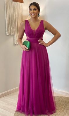 Fucsia Dress Outfit Wedding, Fuschia Bridesmaid Dresses, Robes Glamour, Fuchsia Dress, Frock For Women, Bridesmaid Dress Styles, Bridesmaid Gowns, Mother Wedding Dress