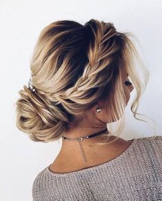 Casual Hair Up, Easy Formal Hairstyles, Cute Wedding Hairstyles, Easy Updo Hairstyles, Bridal Hair Updo, Elegant Wedding Hair, Low Bun, Hair Up Styles, Penteado Cabelo Curto