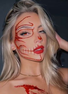 Creative Makeup Looks Halloween, Carnival Makeup Ideas, Catrina Makeup, Creepy Halloween Makeup, Pretty Halloween Costumes