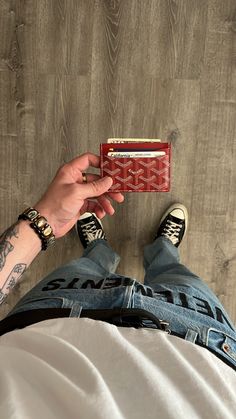 Goyard Wallet Mens, Men Card Holder, Goyard Card Holder Aesthetic, Goyard Bag Men, Card Holder Aesthetic, Red Goyard, Goyard Men, Goyard Card Holder, Drake Fashion