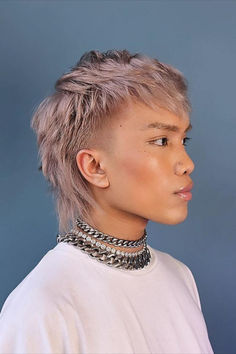 An edgy lavender mullet with textured layers on a non-binary individual, showcasing a stylish hairstyle for 2024. Soft Mullet Hairstyle Women Short, Lavender Mullet, Non Binary Mullet, Mullet Women Short, How To Cut A Mullet, How To Grow Out A Pixie Haircut, Mullet Outfit, Mullet Hawk, Very Short Mullet