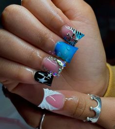 Birthday Nails Duck, Nails Acrylic Duck, Duck Nails Design, Shorties Nails, Acrylic Nail Set, Hard Nails, Duck Nails, Colored Acrylic Nails, Girly Acrylic Nails