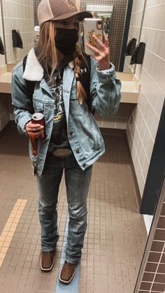 Western Outfits Women Jean Jacket, Winter Country Outfits Women, Country Workout Outfits, Casual Country Outfits Winter, Country Jean Jacket Outfits, Cowboots Outfit For Women, Country Girl Winter Outfits, Ariat Outfit Women, Simple Country Outfits