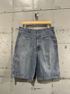 90s Girbaud jorts with a nice y2k wash See pictures for condition Tagged 34 But please review measurements  17" Across the Waist 20.5" across the hips 11"Inseam 14"Rise 11.5"Leg opening Ahs Clothes, Baggy Denim Shorts, Fire Clothes, Baggy Denim, Favorite Outfit, Fall Outfits, Denim Shorts, Gender Neutral, Art Collection