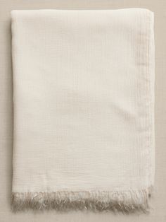 Soft and warm, this soft scarf is cut from an all-weather blend of lightweight viscose and luxurious cashmere so it can carry you through all seasons.  Length: 78" Width: 50" Woven Scarves, Soft Scarf, White Scarves, Elements Of Style, Cotton Scarf, Cream White, Crochet Stitches, All Seasons, Banana Republic